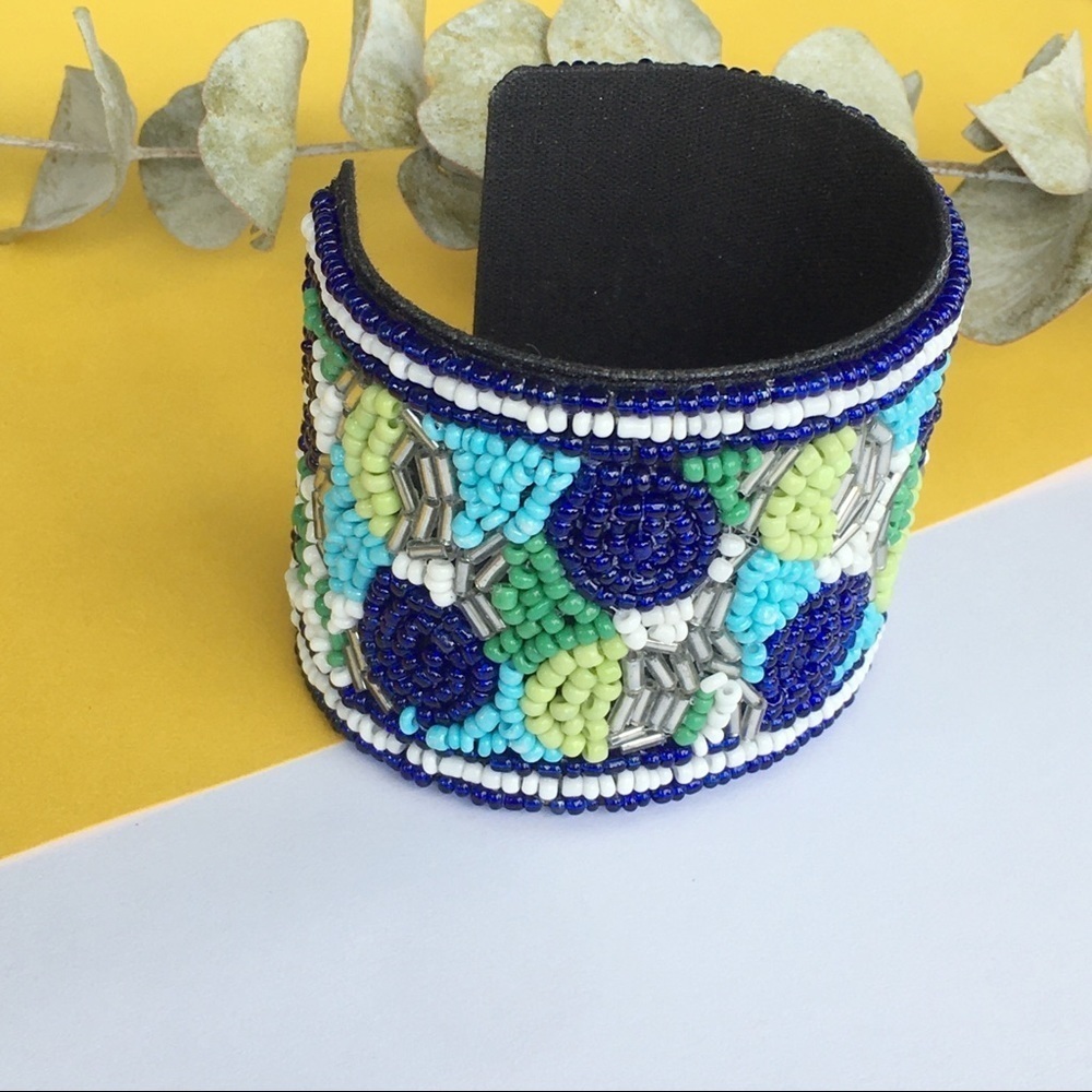💙NEW Blue Seed Bead Cuff Bracelet 💙